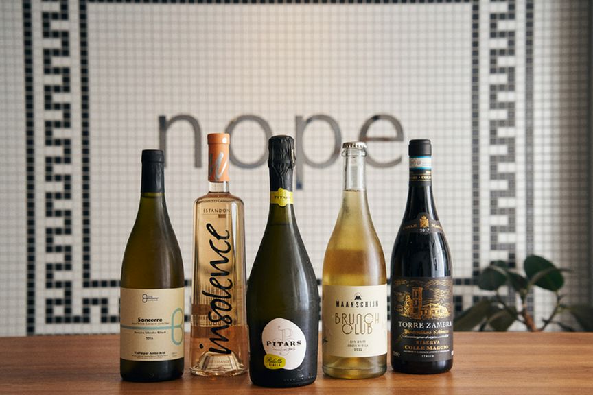 シェフみずから、胸を張ってオススメできるワインを