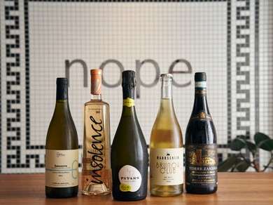 シェフみずから、胸を張ってオススメできるワインを