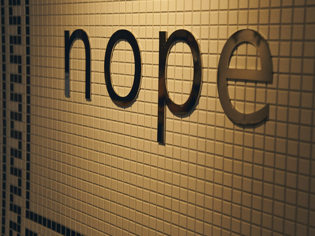 nopeとはスラングで、日本語でいう思わず出てしまう「ヤバい」