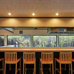 京都で生まれ育った店主が、京都の魅力をたっぷりお届けする店