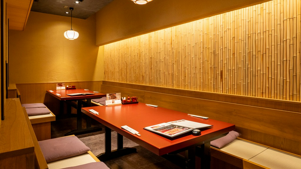 忘新年会にオススメ。鰻料理を味わい尽くす、コース料理