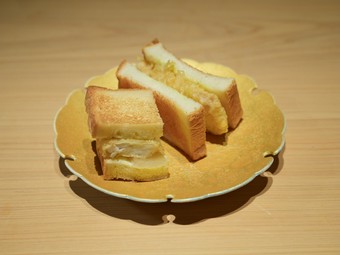 『平目バーガー』