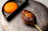 山芋でふっくらと仕上げた特製タレの自家製つくね