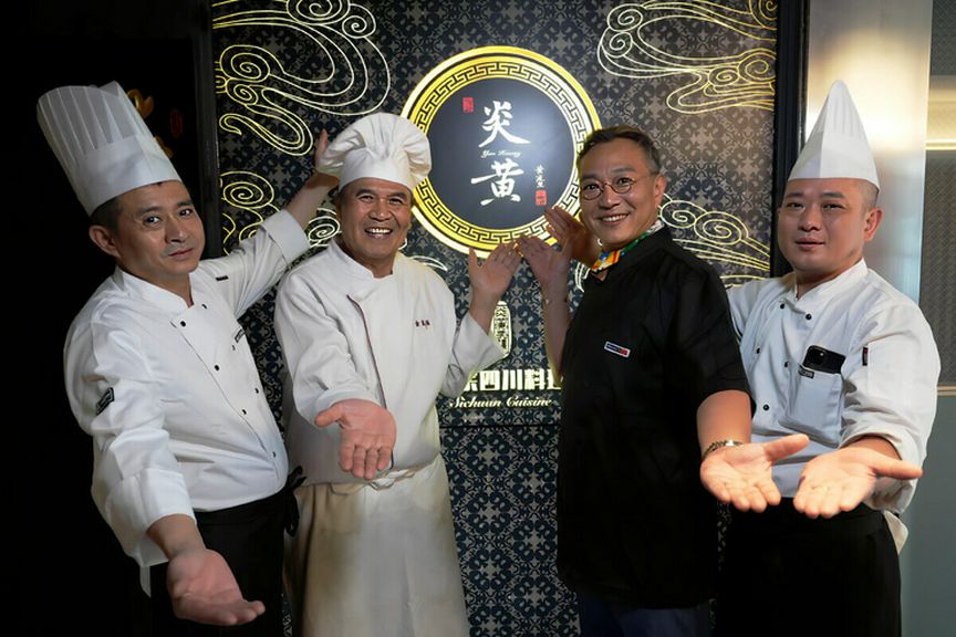 宋代の著名詩人書道家黄庭堅の第32代直系である黄実プロデュース