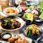 和の趣き溢れる店内は大人の為の落ち着いた雰囲気となっております。