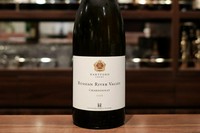 多彩で豊かな表情を湛えた鮮やかでフレッシュな味わい。
濃厚ですが、酸とミネラルのバランスがよくエレガントな仕上がり。
ANA国際線ファーストクラスにも採用されました。