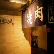 豊富なお酒の種類を取り揃えた飲み放題が人気です。特に、日本酒や飲み口がすっきりとした辛口の『虎マッコリ』はオススメ。各種宴会に最適です。