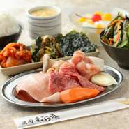 牛は和牛！！豚は相模豚！！鶏は宮崎日向鶏！！