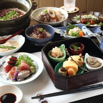本日の八寸や造里、肉料理が楽しめる『おすすめコース』16,500円（料理のみ）