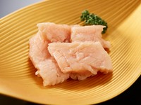 第一の胃の部分
味や匂いにクセがなく食べやすい！
コリコリのやみつき食感