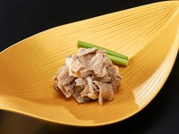 第三の胃の部分
あぶら少なめでさっぱり！カロリーが低くコリコリした歯ごたえ