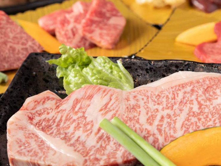 You can also enjoy our famous Chateaubriand [Special Course]