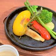 焼き野菜とポルチーニソース