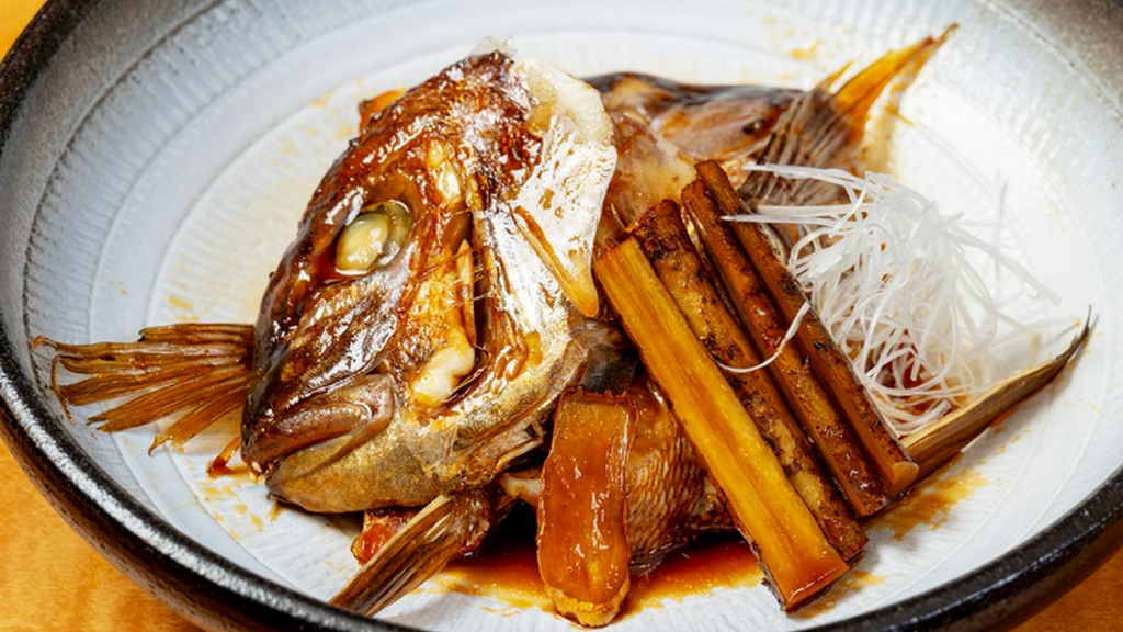 口当たりが滑らかでコク深い『本日のあら煮』