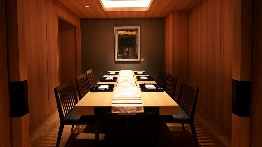 格式の高さと洗練された和食の魅力が一つになる個室を完備