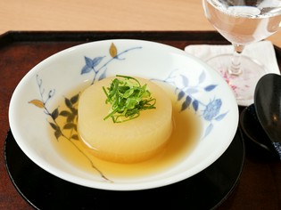 出汁に合わせた食材は、最高級の選び抜かれたものばかり