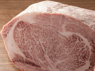 肉のプロが自信を持って届ける『黒毛和牛　特選伊万里牛』