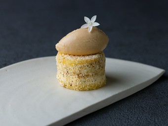 ポップコーンがショートケーキに？ 発想が楽しいデザート、『ポップコーン　葛』