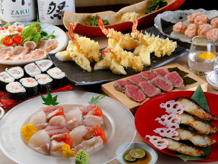 宴会コース用の飲み放題から、プレミアム日本酒の飲み放題もあり