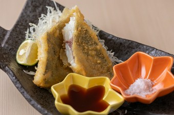 名物　売り切れ御免アジレアカツ