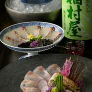 旬の献立と同様に、日本酒も利酒師が時期ごとにオススメを厳選。常時20種類以上の飲み頃の日本酒を全国各地より取り揃えています。“幻の日本酒”との呼び声も高い『十四代』など、希少な銘柄とも巡り合えます。