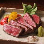 シンプルに食材の旨みを引き出した焼き物に、お酒のアテにぴったりな揚げ物。お酒の進むメニューを各種取り揃えています。