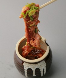 群馬のブランド牛を存分に。特撰牛肉『上州牛つぼ漬けカルビ』