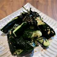 きゅうりの食感と特製ドレッシングがよく合います！