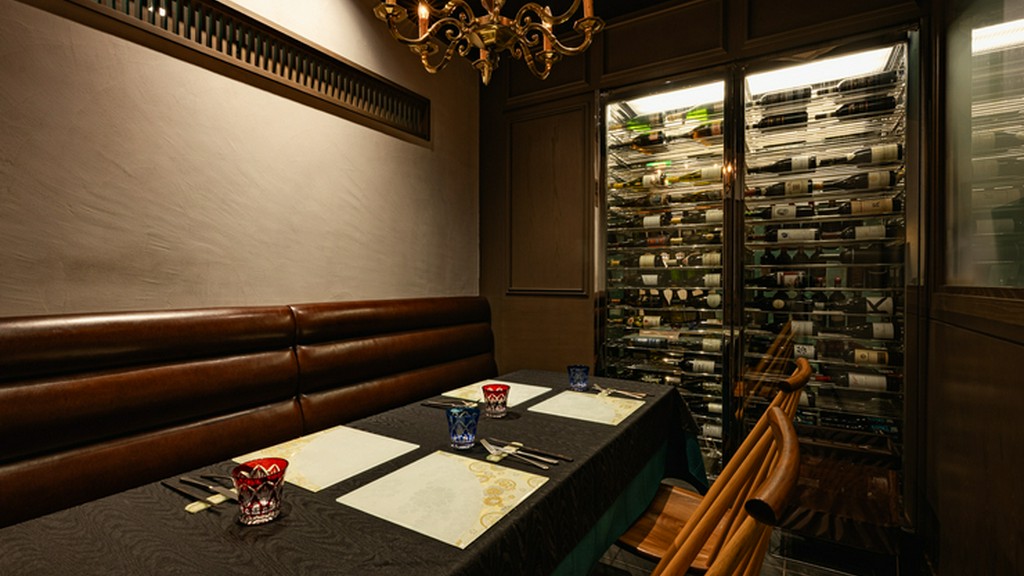 くつろぎ感が高い半個室があり、少人数の食事会に人気！