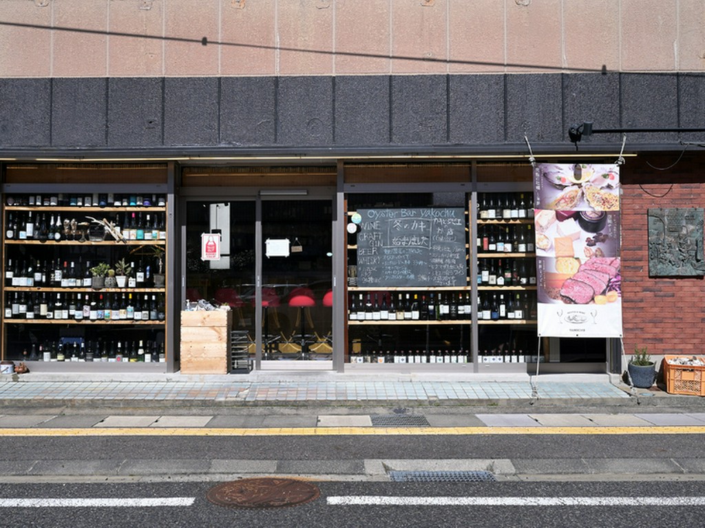 牡蠣とワイン、ジビエとチーズが楽しめるオイスターバー