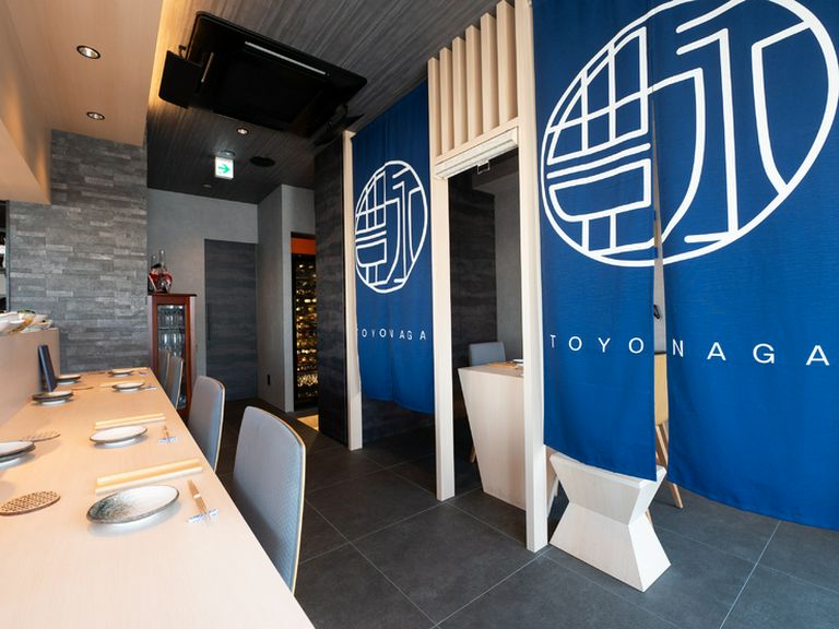 アットホームな雰囲気でいただく料理は、お値段以上のおいしさ