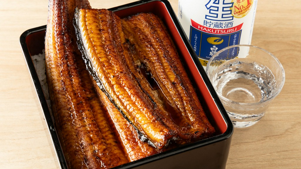 鰻をアテに一杯。自分自身へのご褒美にも最適