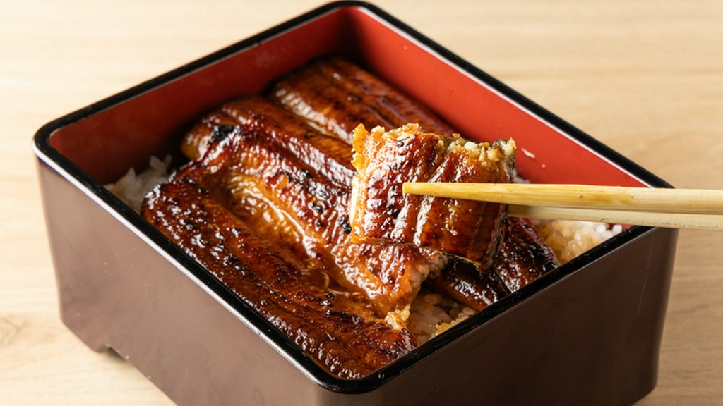 肉厚の鰻＆特A米の絶妙なコンビネーション