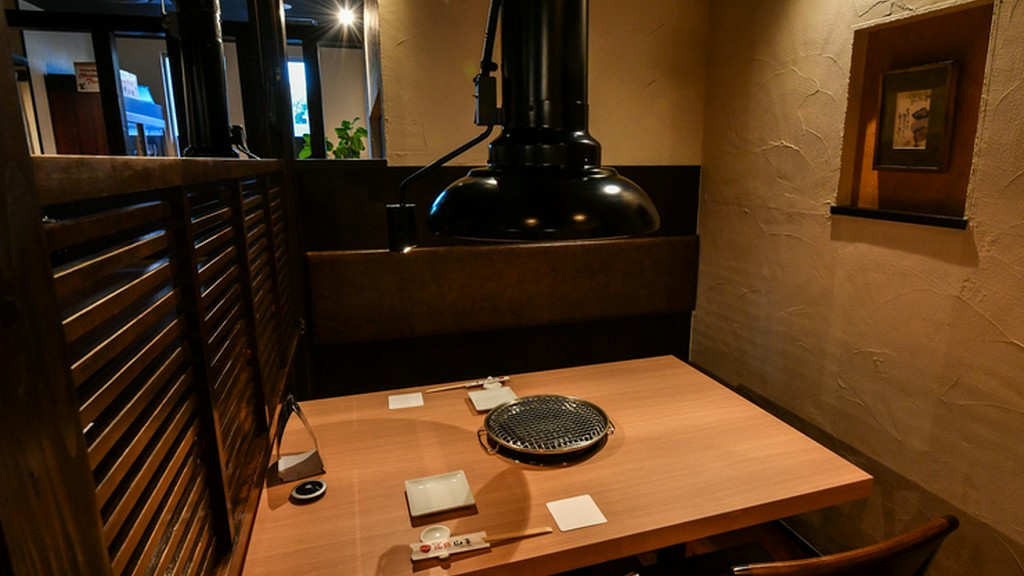 忘れられない素敵な夜を。個室のような空間で大人デート