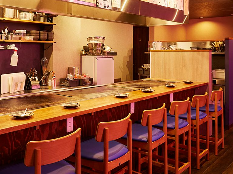 デートに最適♪並んで座れるカウンター席!