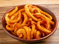 くるっと楽しい！カーリーポテトフライ！サクサク止まらない美味しさ！