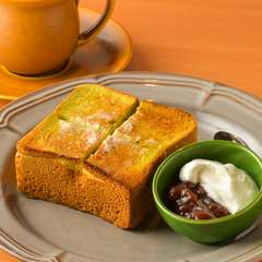 ランチ・カフェタイムにはこだわりスイーツもオススメ