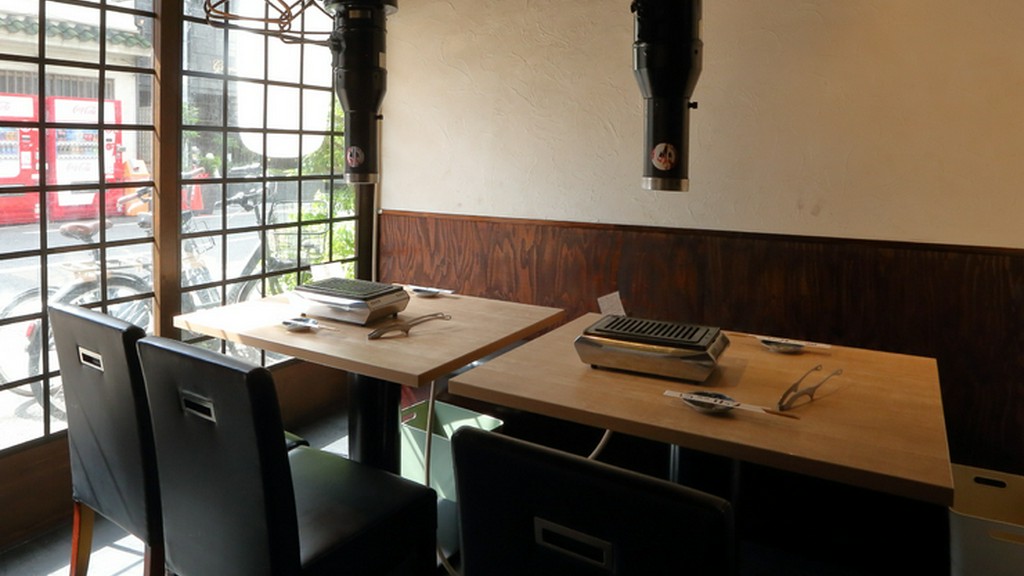 焼肉を囲んで和気あいあいと過ごしたいグループにぴったり