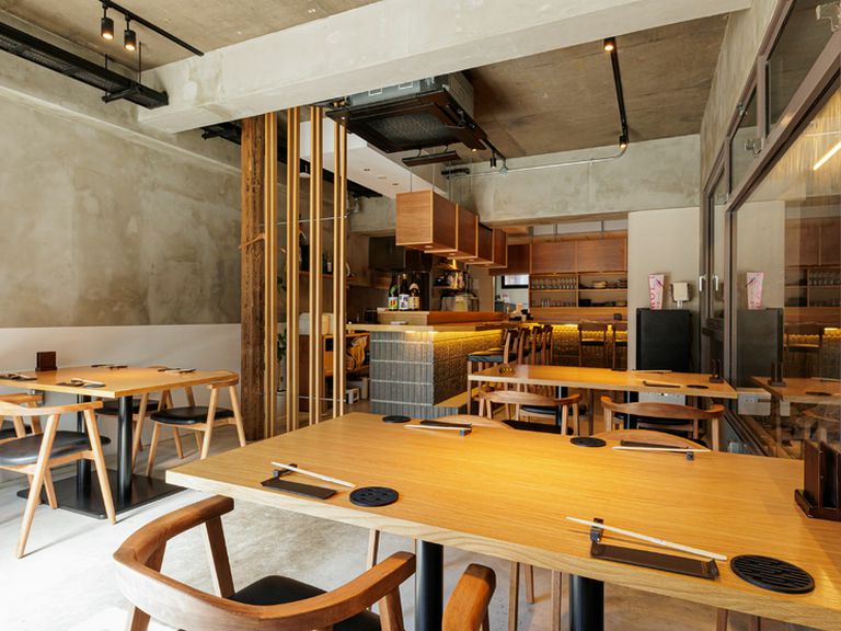 洗練された和モダンな空間で過ごす、くつろぎのひと時