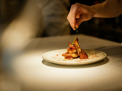 これまで培った生産者とのご縁を大切に、極上の食材をセレクト