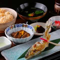 日本の伝統・魅力的な食文化を再認識する、鮎・鰻の専門店