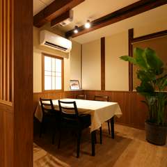 和とモダンの調和が織りなす、くつろぎの空間