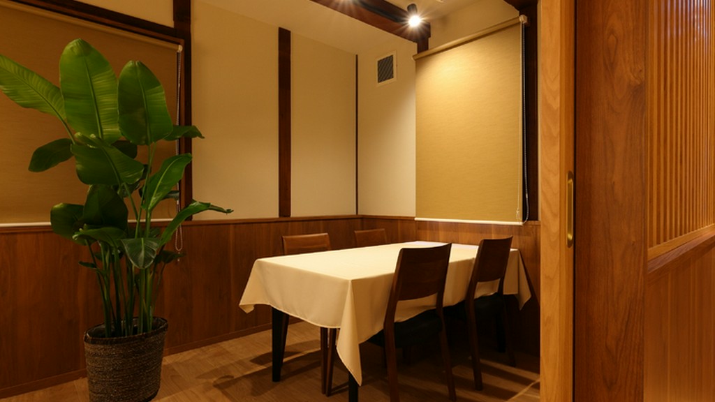 落ちついた雰囲気のお店は、ランチ・ディナー女子会にも最適