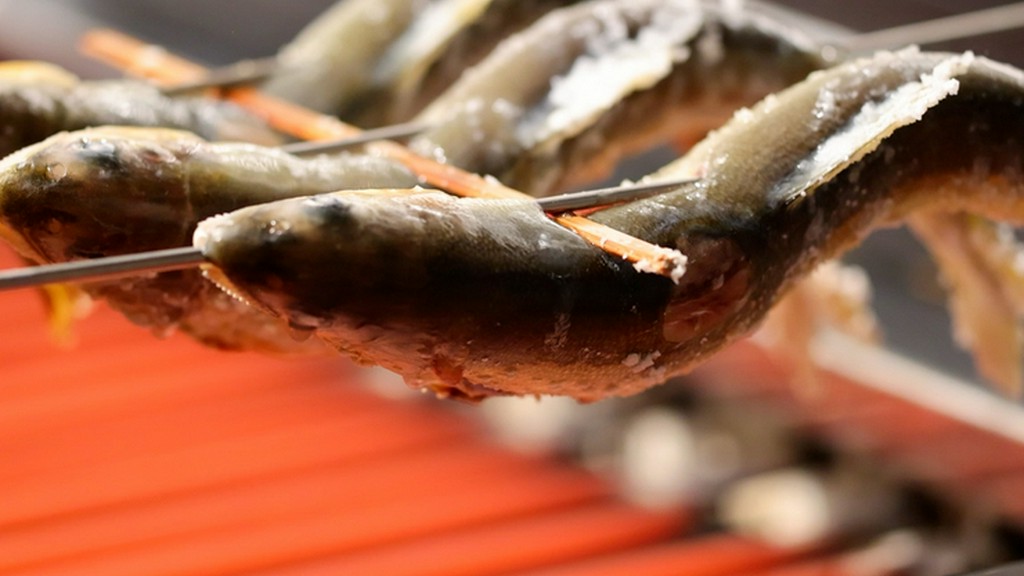 鮎や鰻と味わいたい一杯。お店自慢の『鮎燗』も要チェック