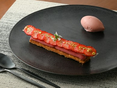 季節を感じる味わいと上質なワインを、大切な記念日や接待に 