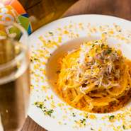 ・選べるメニュー｢ピッツァ｣ or ｢パスタ｣はご予約時にご指定ください｡
・＋1100円（税込）でバースデープレートもご用意ができます。（要予約）
・仕入れ状況によって一部変更の場合があります。
・飲み放題はグラス交換制にてお願いいたします。（終了30分前L.O.）