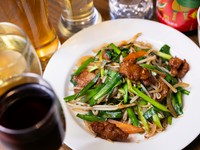 食欲そそる香りがたまらない『ニラレバ』