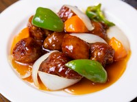 柔らかなお肉に、親しみやすい味わい『酢豚』