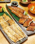 秘伝のタレが染み込んだ肉厚なうなぎをご賞味ください。
※ハーフのご注文も承ります。