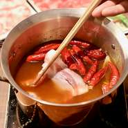 ※飲み放題なしでもご利用いただけます。
※コース内容は季節や月、仕入れ状況により変更になる場合がございますので予めご了承くださいませ。